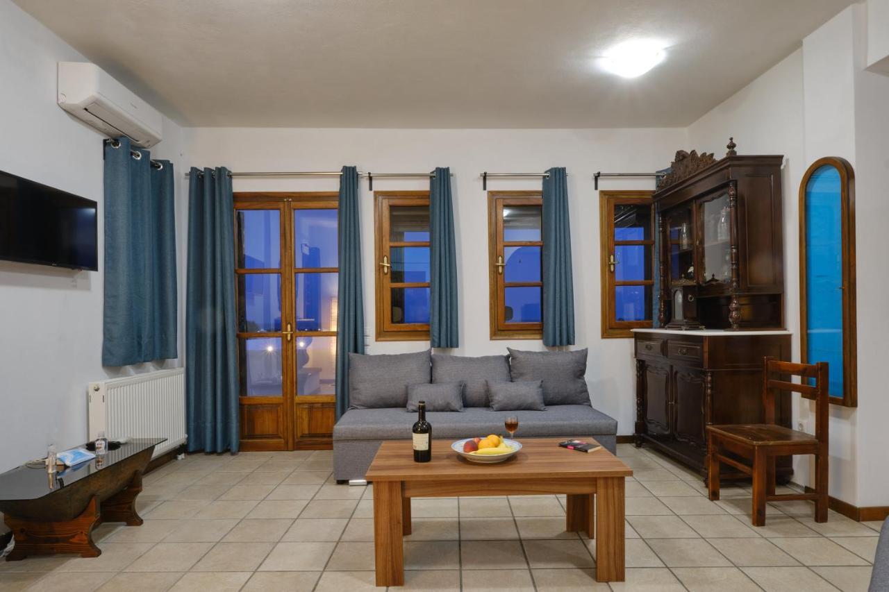 Private Villa Evgenia With Swimming Pool Perissa  Buitenkant foto