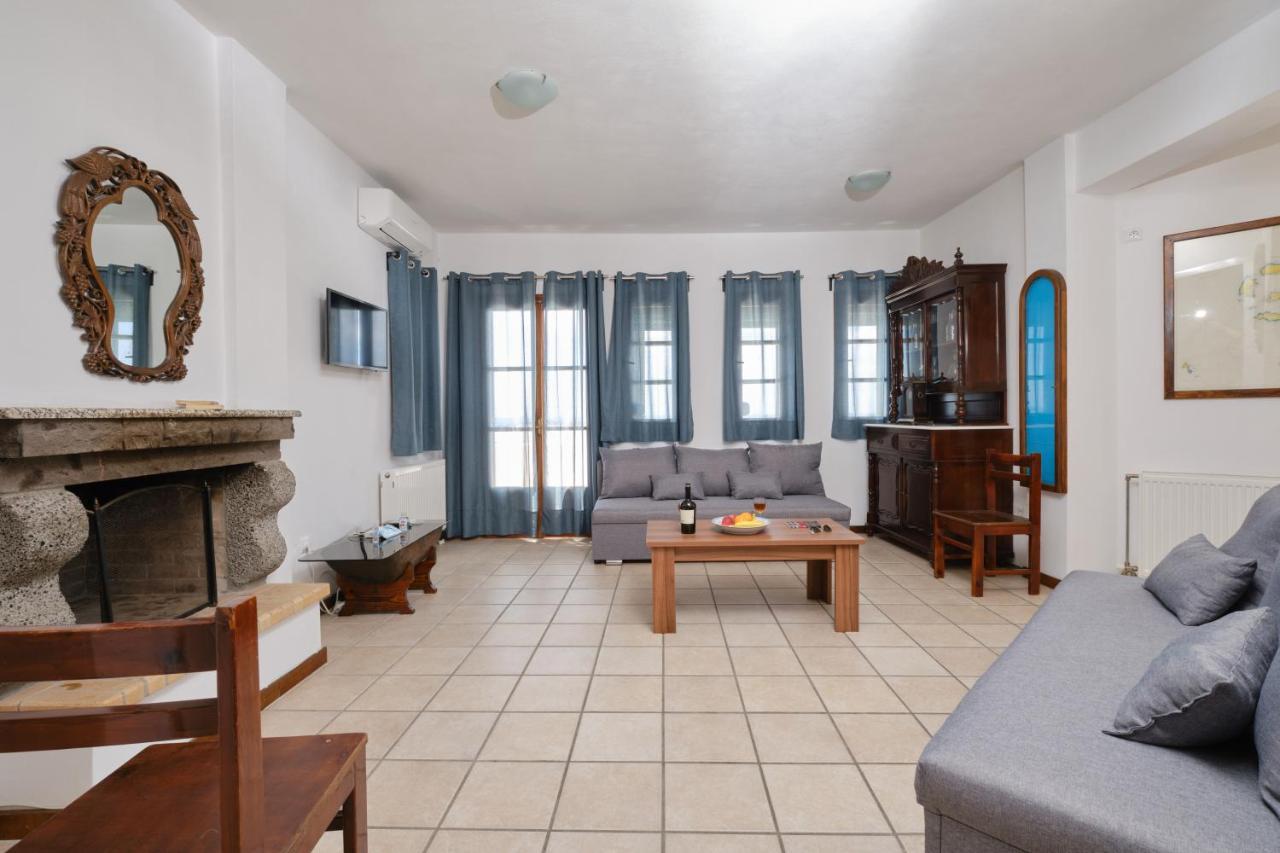 Private Villa Evgenia With Swimming Pool Perissa  Buitenkant foto