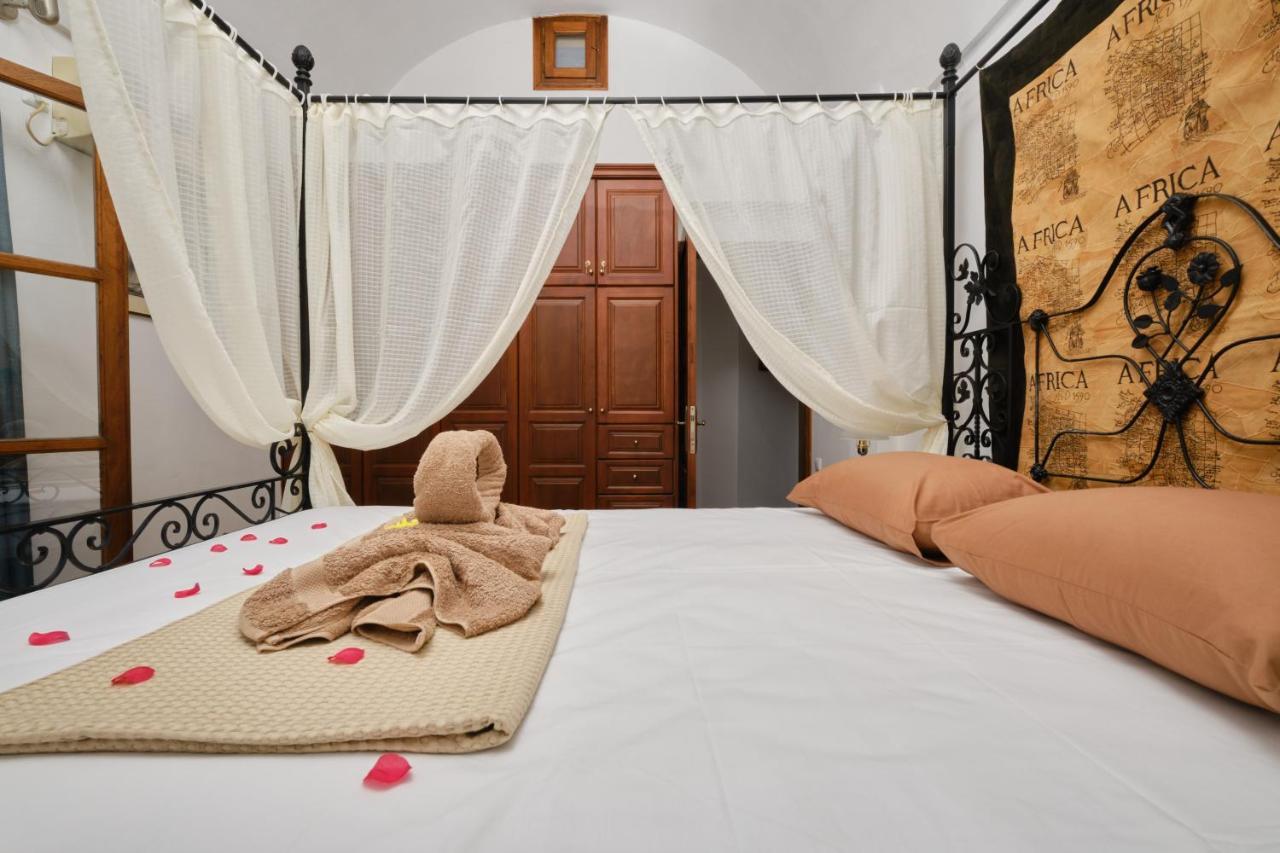 Private Villa Evgenia With Swimming Pool Perissa  Buitenkant foto