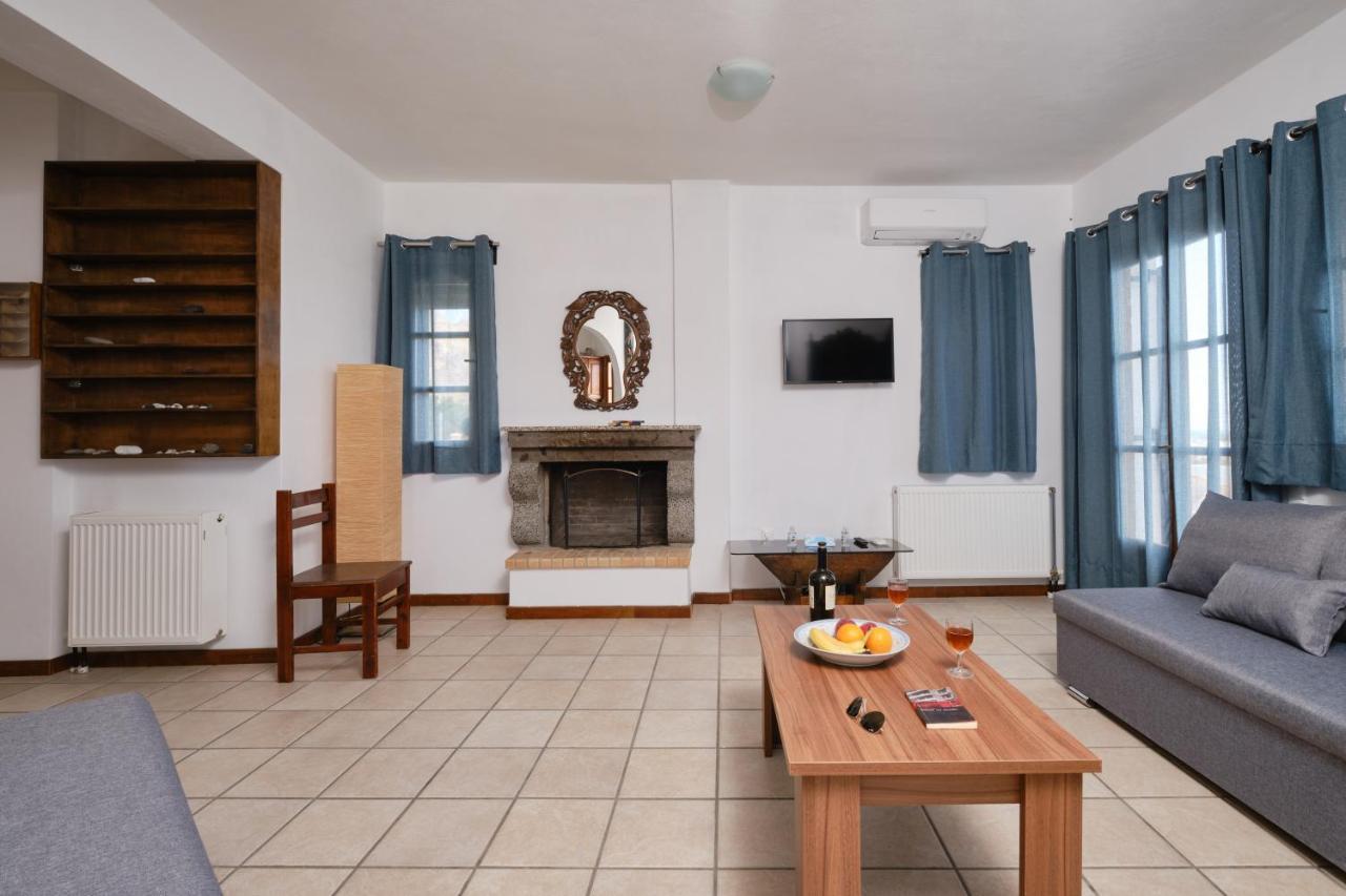 Private Villa Evgenia With Swimming Pool Perissa  Buitenkant foto